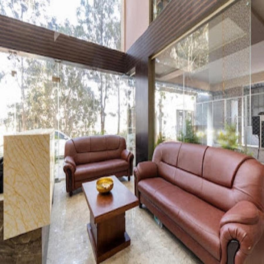 Vovo Hotels Yelahanka Luaran gambar