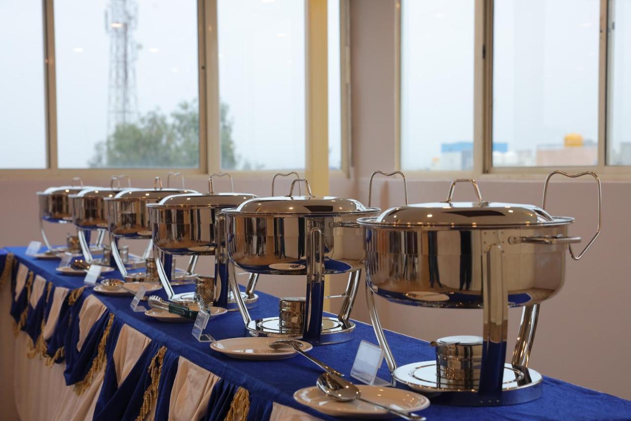 Vovo Hotels Yelahanka Luaran gambar