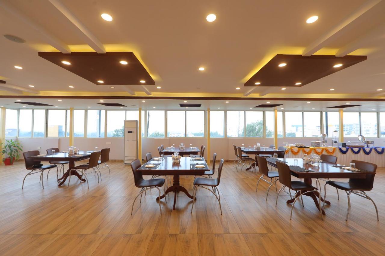 Vovo Hotels Yelahanka Luaran gambar