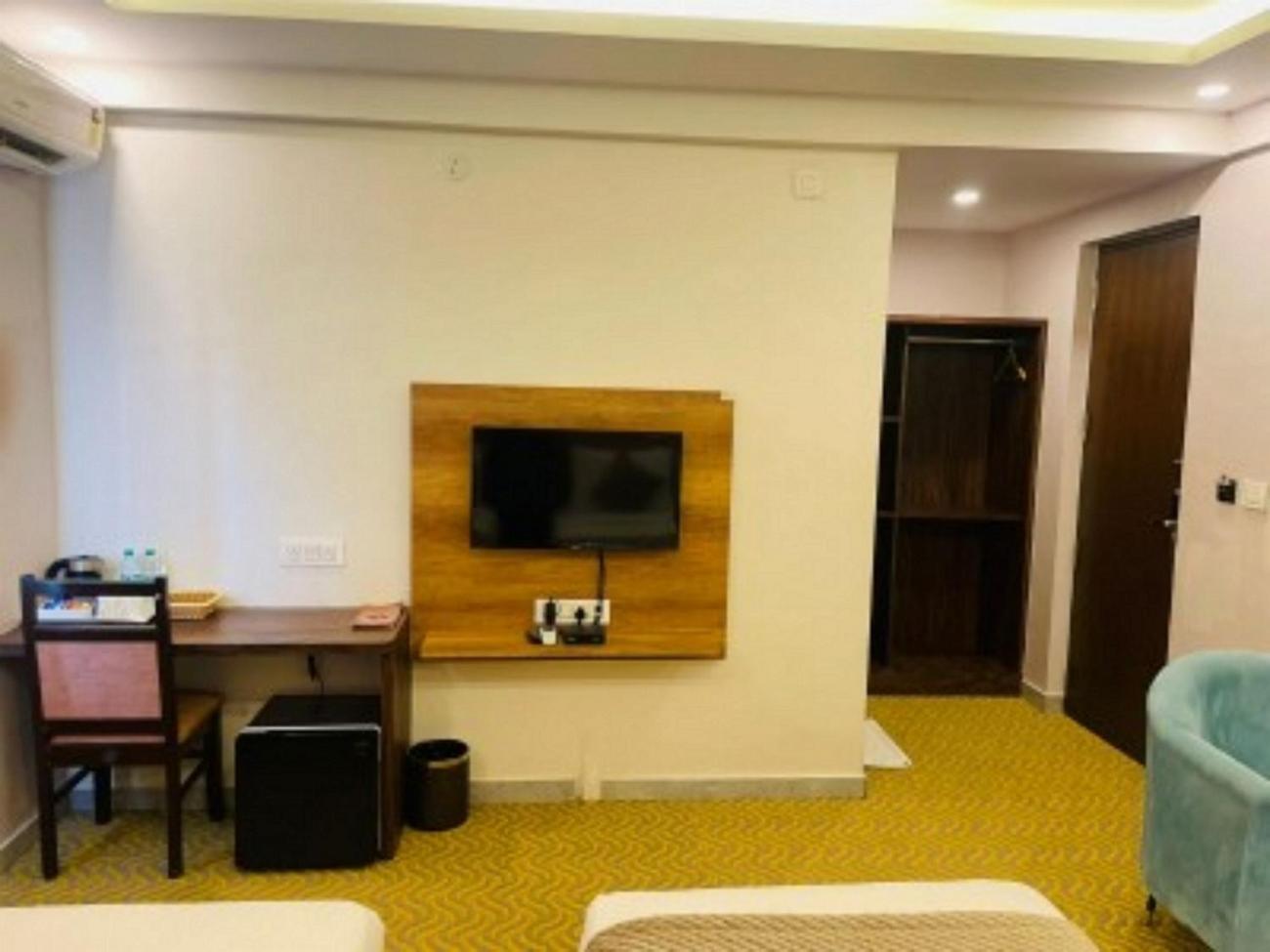 Vovo Hotels Yelahanka Luaran gambar
