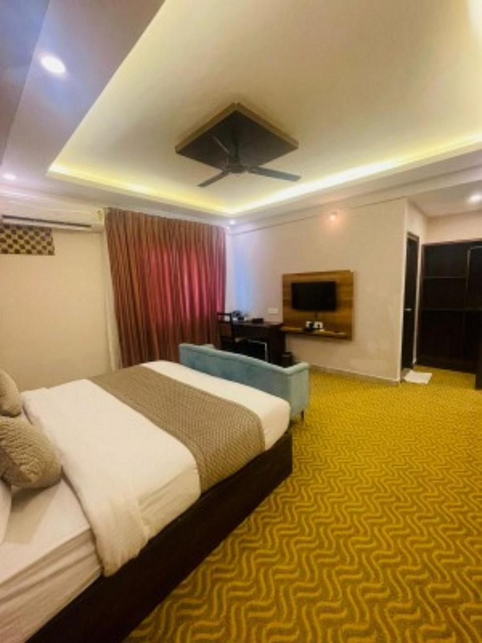 Vovo Hotels Yelahanka Luaran gambar
