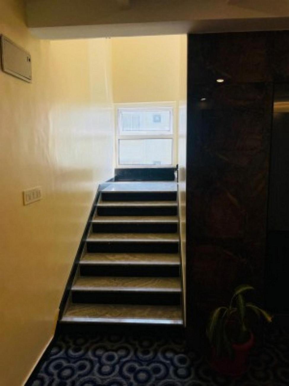 Vovo Hotels Yelahanka Luaran gambar
